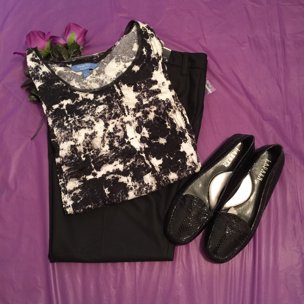 Simple Vera by Vera Wang Top